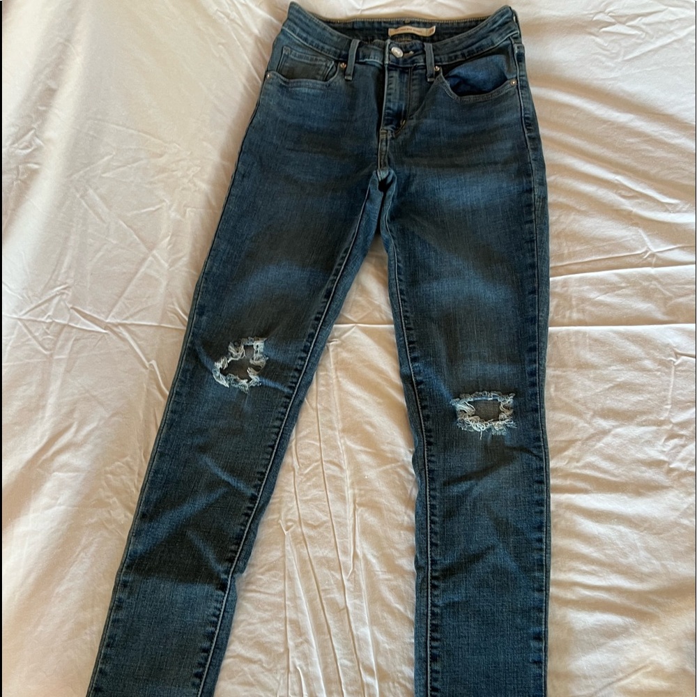 Levi’s High Rise Skinny Jeans 25”W 30”W